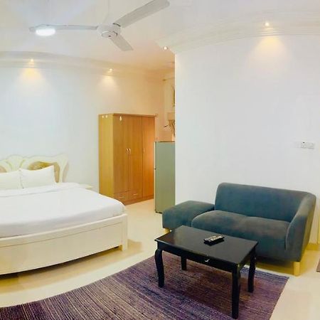 Al Tharya Furnished Apartments Awqad Bayt Fadil Exterior photo